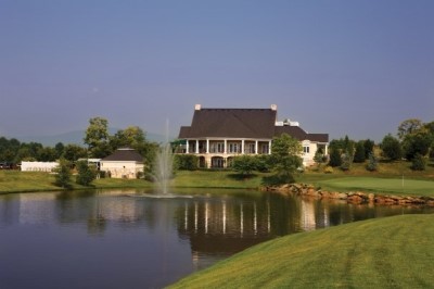 Richland Golf Club - Hole 18 with Clubhouse